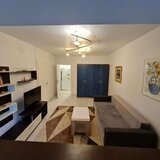 Favorit, ap 2 camere, la o statie de autobuz fata de metrou Favorit